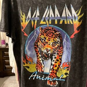 Def Leppard Graphic Black Tee